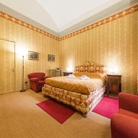 Macan Palace * Bolonia