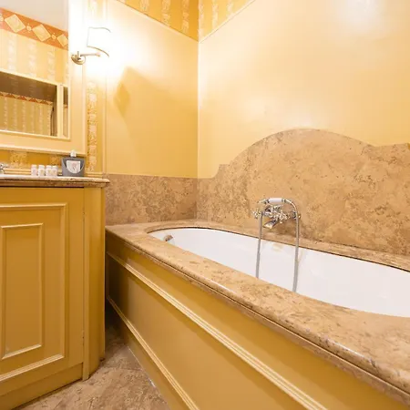 Macan Palace * Boloňa